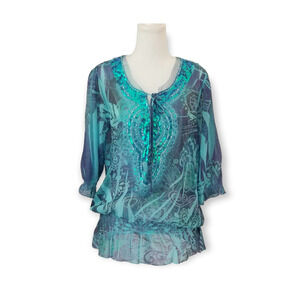 New Directions Top with sequins and lace - Size M